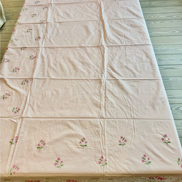 LoveShackFancy & Pottery Barn Pink  Floral Tablecloth – 70” x 90” – 100% Cotton - Picture 9 of 9
